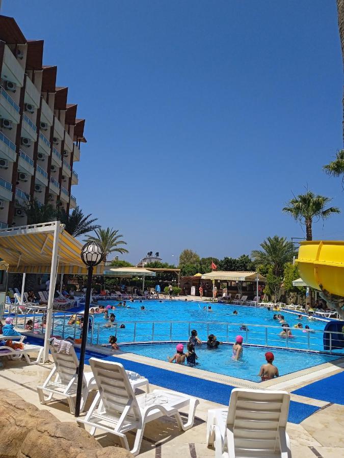 Gumus Hotel Arsuz Exterior foto